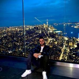 Meet your Posher, Daniel